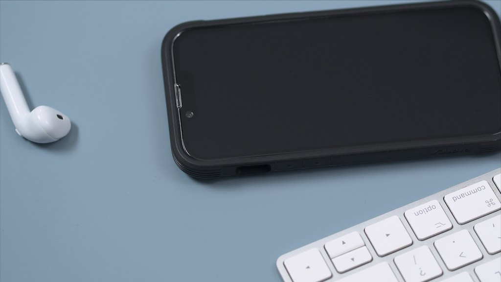 etui-iphone13pro